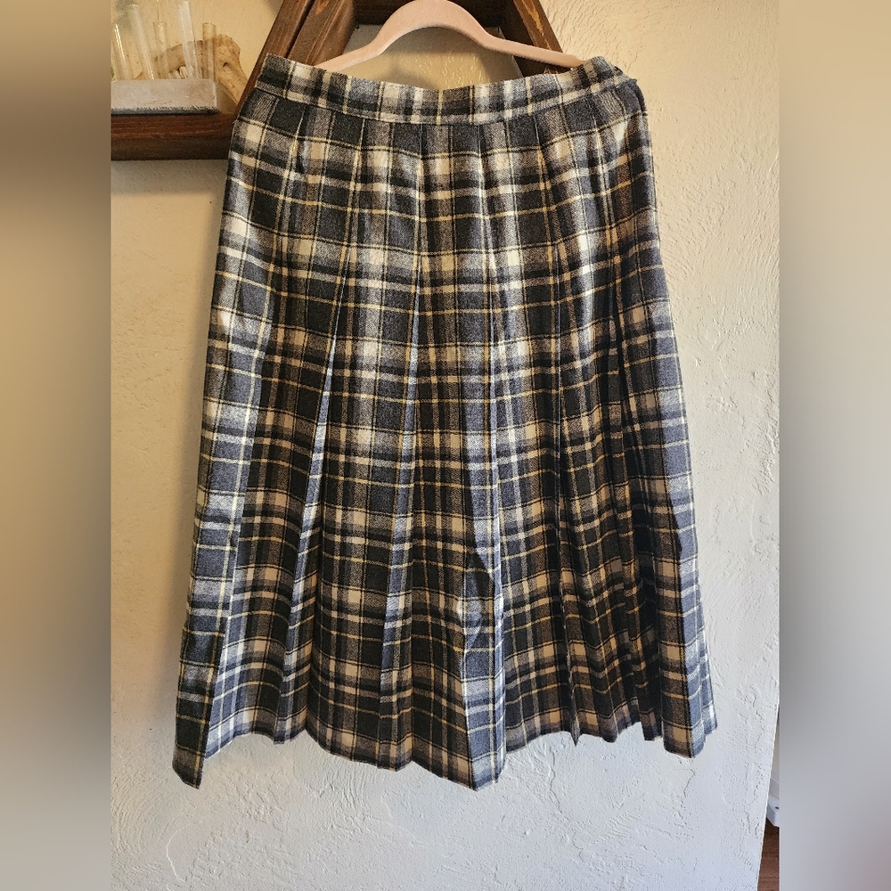 Vintage wool pendleton skirt